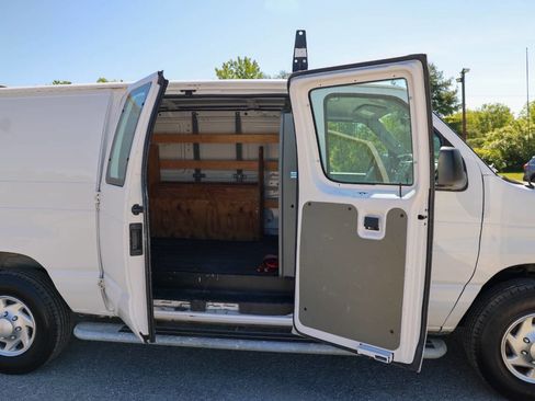 Used 2013 Ford E-250 and Econoline 250 w/ PWR Group RWD image 11