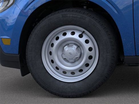 New 2025 Ford Maverick XL w/ Equipment Group 102A image 20