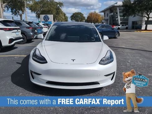 Used 2020 Tesla Model 3 Standard Range Plus image 2