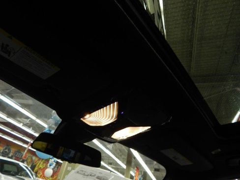 Used 2021 BMW X5 xDrive40i w/ M Sport Package image 30