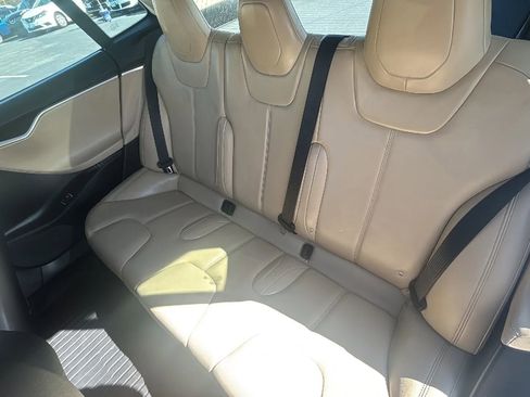 Used 2016 Tesla Model S 60 image 30