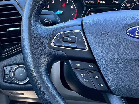 Used 2018 Ford Escape SEL image 23