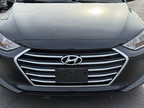 Used 2018 Hyundai Elantra SEL image 3