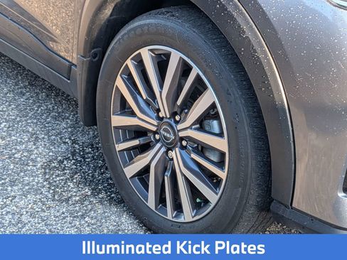 Certified 2024 Nissan Kicks SV FWD image 9