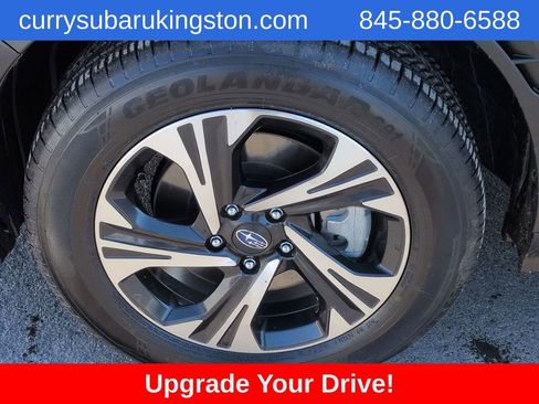 Used 2025 Subaru Crosstrek 2.0i Premium image 10