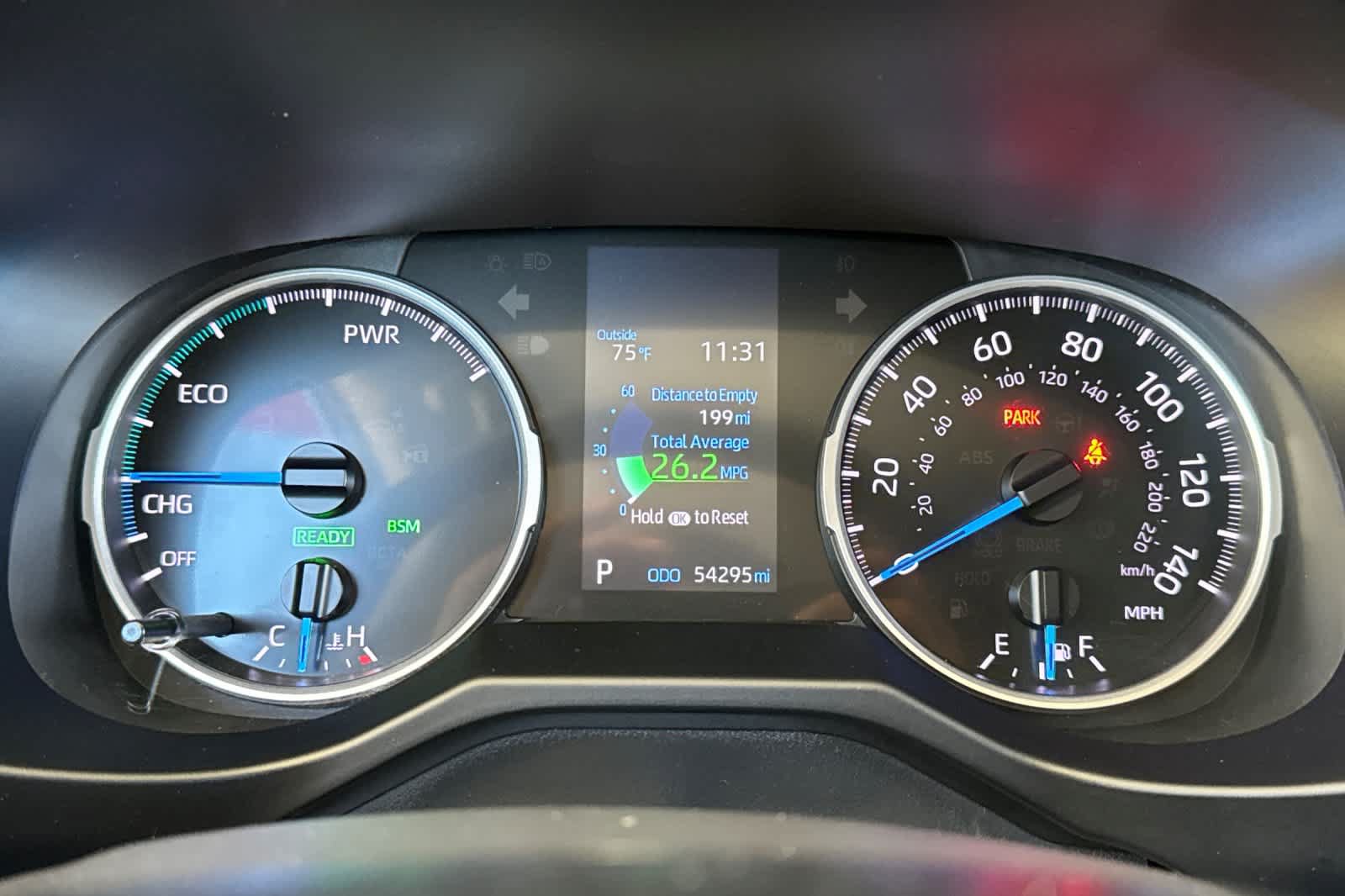 Used 2021 Toyota RAV4 XLE AWD/4WD image 28
