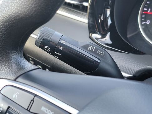 Used 2022 Kia K5 LXS image 37
