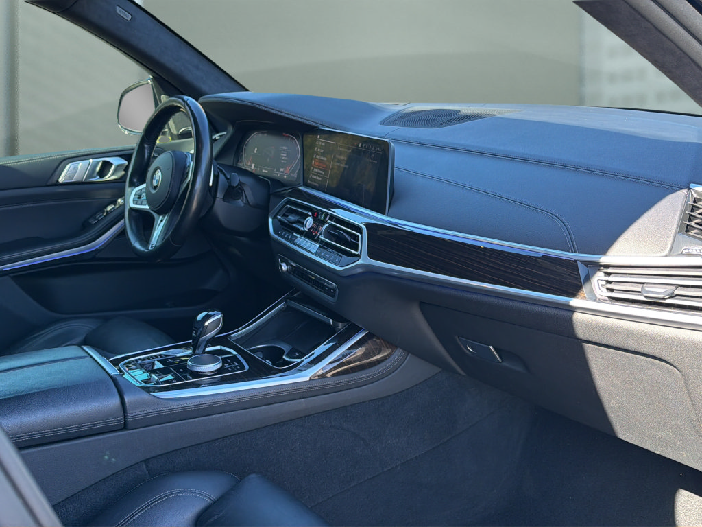 Used 2020 BMW X7 xDrive40i w/ M Sport Package AWD/4WD image 33