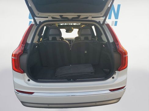 Used 2022 Volvo XC90 T8 Inscription Expression image 16