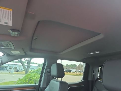 Used 2025 GMC Sierra 1500 Denali w/ Denali Reserve Package image 10