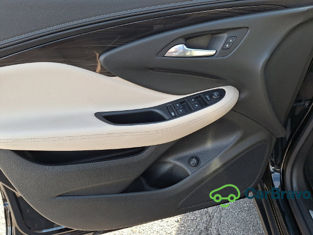 Certified 2020 Buick Envision Preferred AWD/4WD image 12