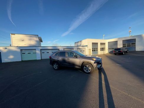 Used 2025 Toyota RAV4 LE image 16