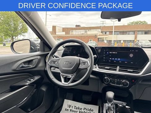Used 2025 Chevrolet Trax ACTIV w/ Driver Confidence Package FWD image 61