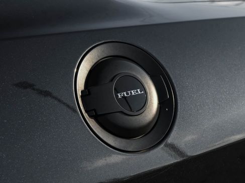 Used 2018 Dodge Challenger R/T Plus image 48