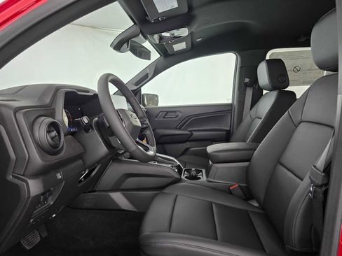 New 2025 Chevrolet Colorado Trail Boss w/ Midnight Edition image 19