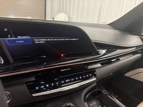 Used 2021 Cadillac Escalade Sport w/ LPO, Illumination Package RWD image 36