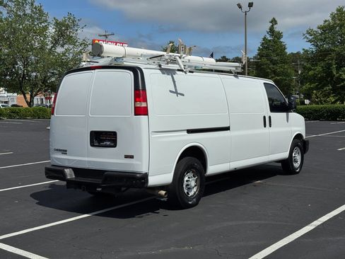 Used 2015 Chevrolet Express 3500 Extended image 6