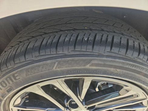 Used 2025 Toyota Camry SE image 26