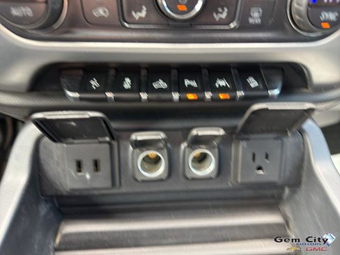 Used 2018 GMC Sierra 1500 SLT AWD/4WD image 21