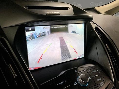 Used 2015 Ford C-MAX SE w/ Equipment Group 203A FWD image 23