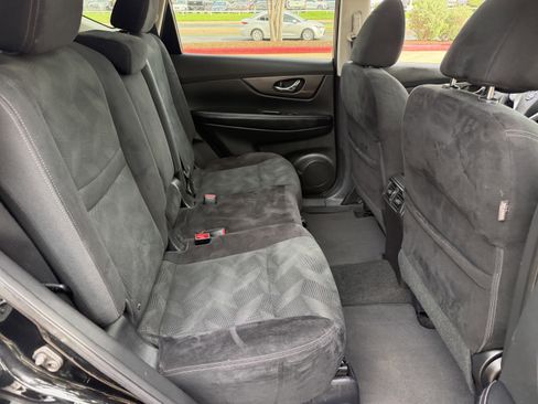 Used 2014 Nissan Rogue SV w/ SV Premium Package FWD image 14