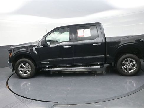 Used 2024 Ford F150 XLT w/ Mobile Office Package image 4