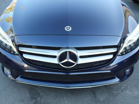 Used 2019 Mercedes-Benz C 300 Sedan image 9