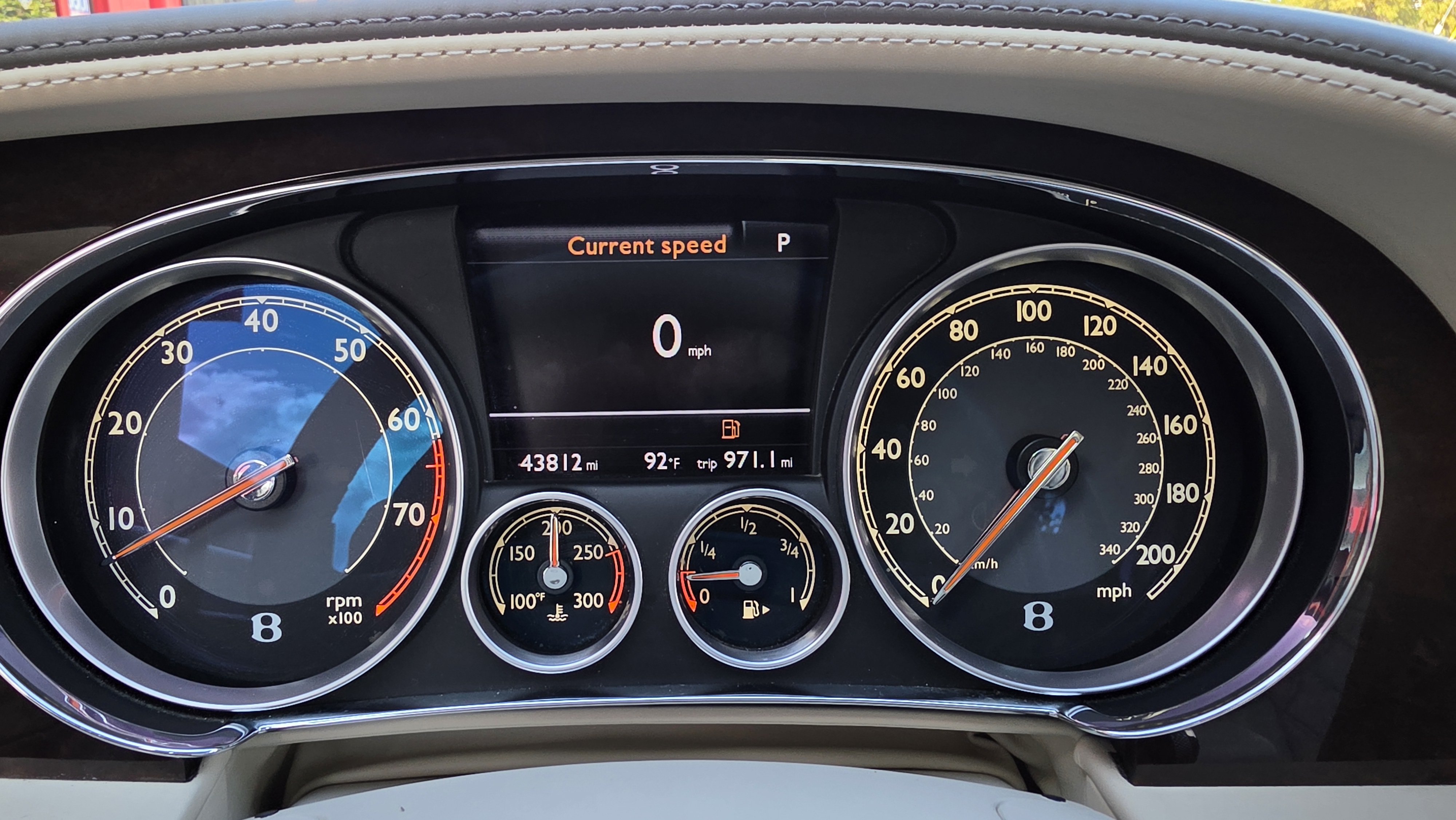 Used 2015 Bentley Continental GT AWD/4WD image 33
