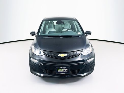 Used 2021 Chevrolet Bolt LT FWD image 2