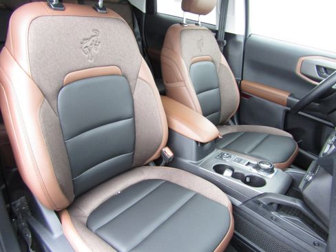 New 2025 Ford Bronco Sport Outer Banks w/ Sasquatch Outer Banks Package AWD/4WD image 12