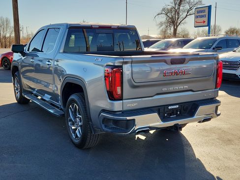 Used 2024 GMC Sierra 1500 SLT image 3