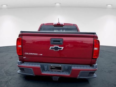Used 2017 Chevrolet Colorado Z71 AWD/4WD image 11