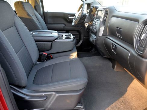 Used 2022 Chevrolet Silverado 1500 Custom w/ LPO, Dark Essentials Package image 29