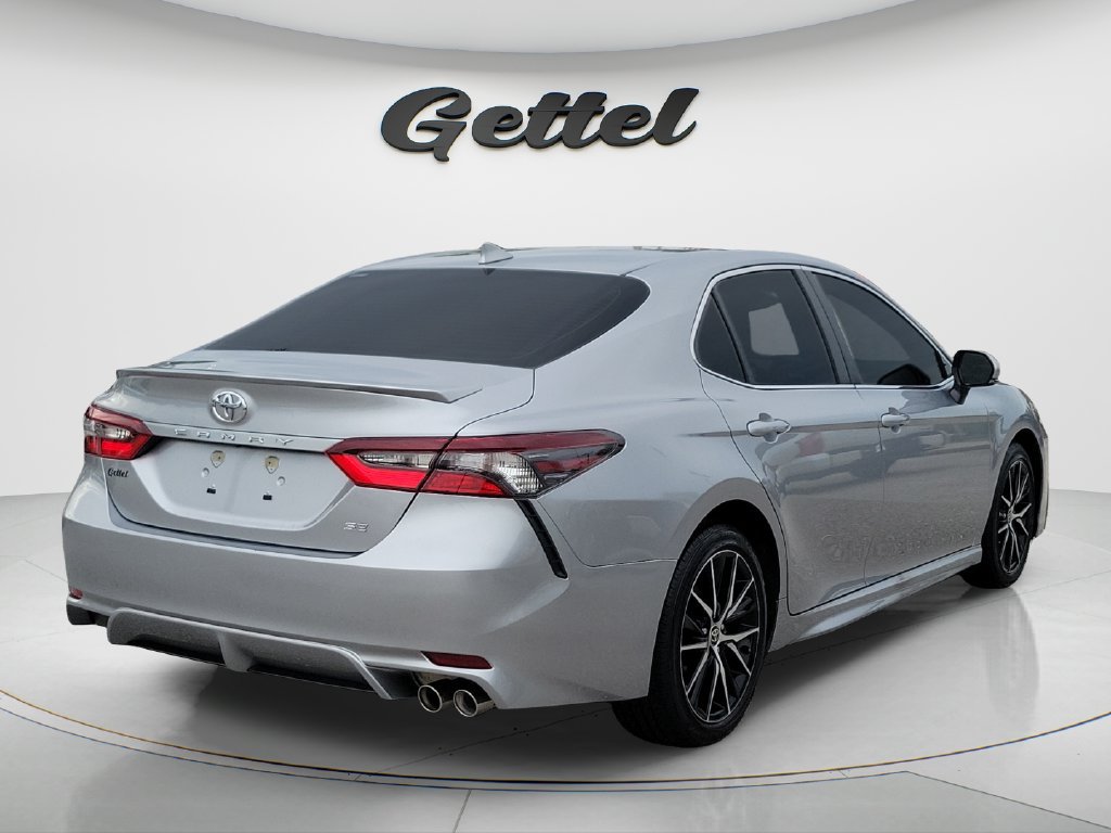 Used 2024 Toyota Camry SE FWD image 5