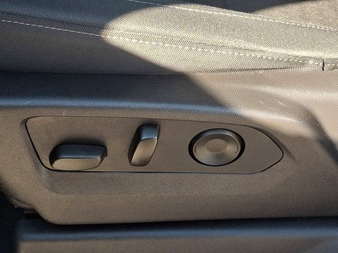 Used 2025 Chevrolet Silverado 2500 Custom w/ Custom Value Package image 45