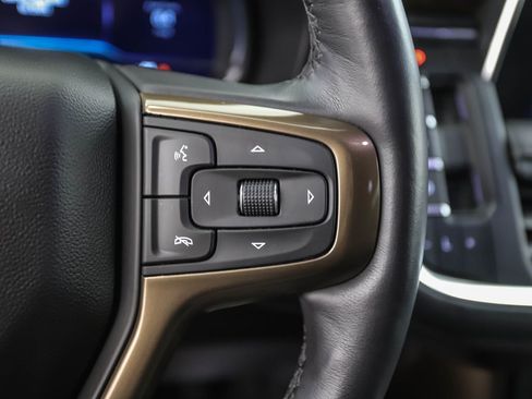 Used 2024 Chevrolet Suburban High Country w/ Advanced Technology Package image 13