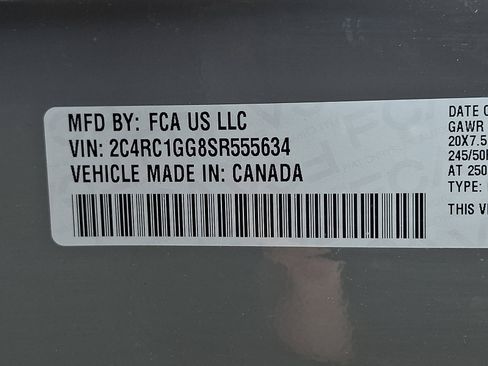 Used 2025 Chrysler Pacifica Limited FWD image 27