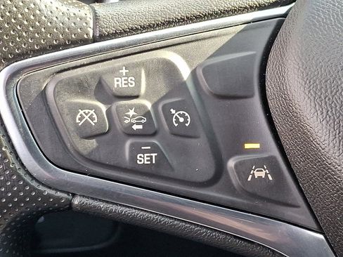 Used 2020 Chevrolet Equinox LT image 20