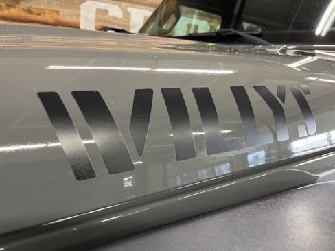 Used 2022 Jeep Wrangler Unlimited Willys image 4