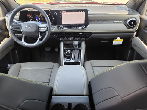 New 2026 Chevrolet Colorado ZR2 w/ Technology Package AWD/4WD image 19