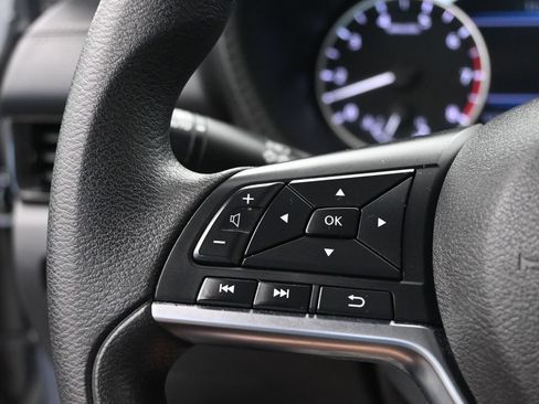 Used 2024 Nissan Sentra SV FWD image 29