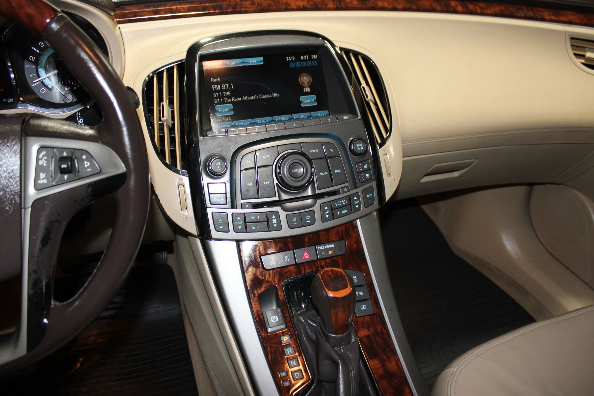 Used 2012 Buick LaCrosse Premium FWD image 14