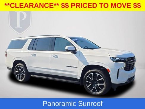 Certified 2024 Chevrolet Suburban RST w/ Luxury Package AWD/4WD image 2