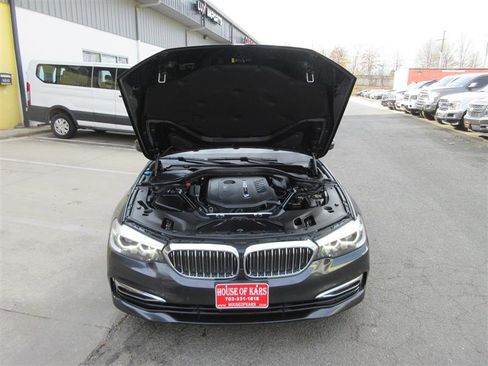 Used 2018 BMW 540i xDrive image 33