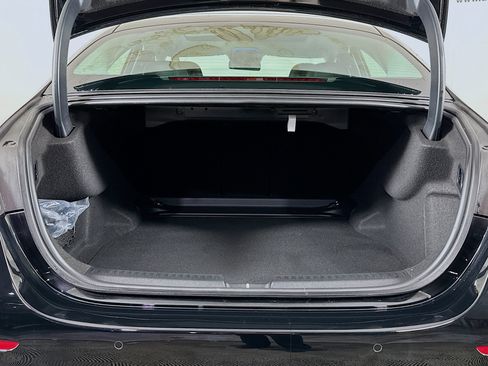 Used 2025 Mercedes-Benz E 450 4MATIC Sedan w/ MBUS Superscreen Package image 23