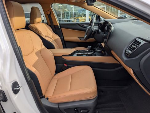 Used 2024 Lexus NX 350 AWD w/ Premium Package image 10