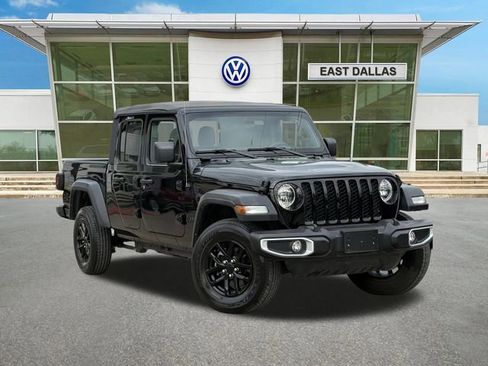 Used 2023 Jeep Gladiator Sport AWD/4WD image 1