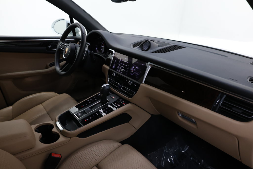 Used 2025 Porsche Macan S AWD/4WD image 69
