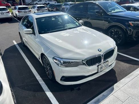 Used 2019 BMW 530i xDrive AWD/4WD image 4