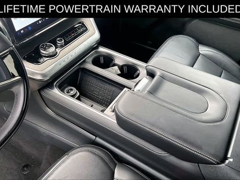 Used 2025 Ford Expedition Platinum AWD/4WD image 15